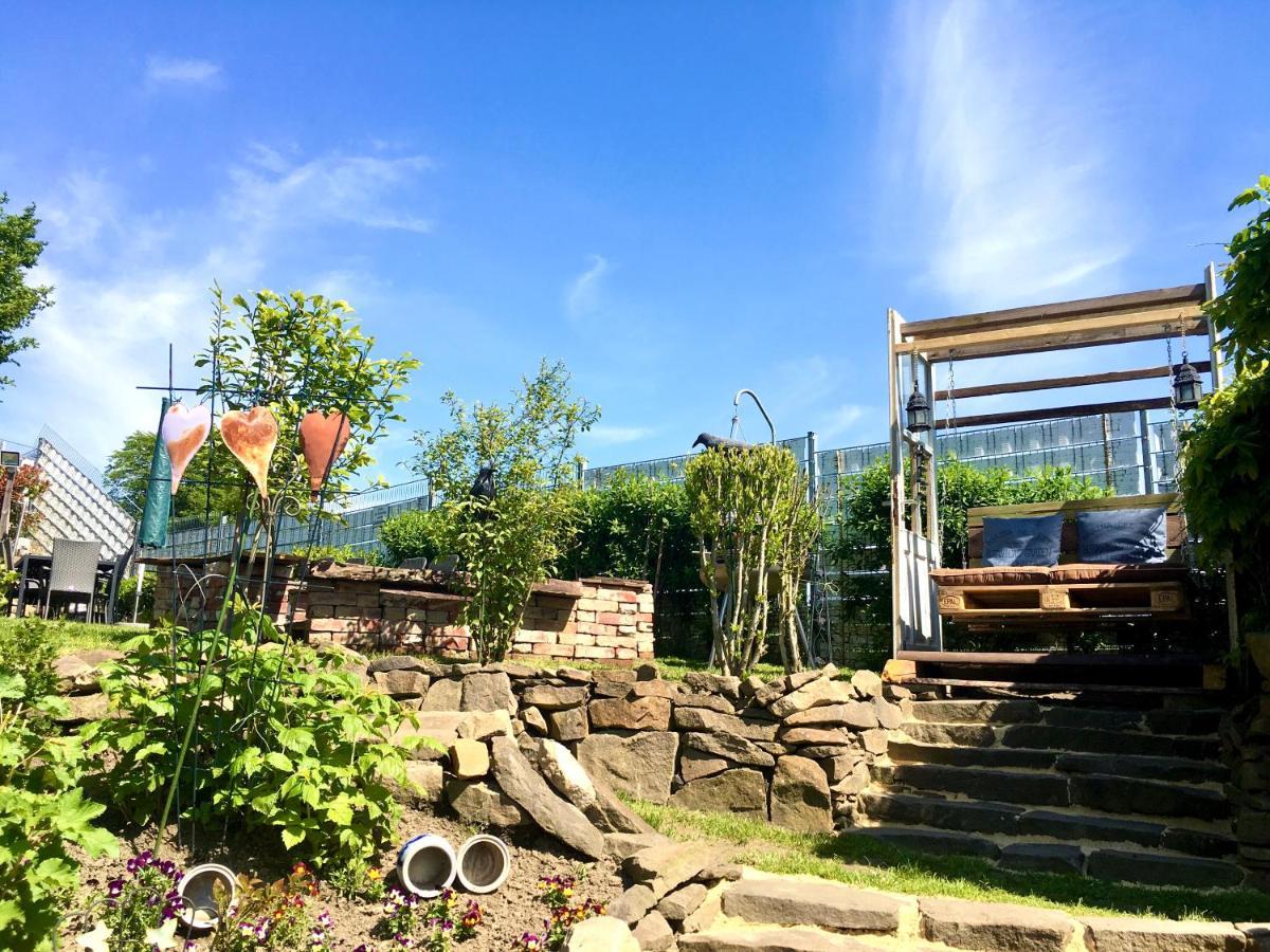 Frankes Lodge Apartment Mit Garten Und Pool, 6 Einzelbetten, Parkplatz 埃森 外观 照片