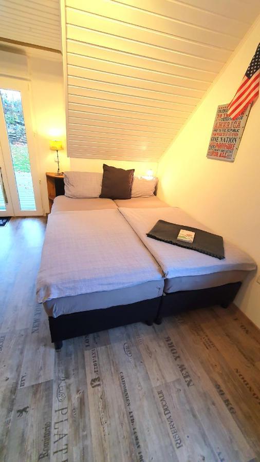 Frankes Lodge Apartment Mit Garten Und Pool, 6 Einzelbetten, Parkplatz 埃森 外观 照片